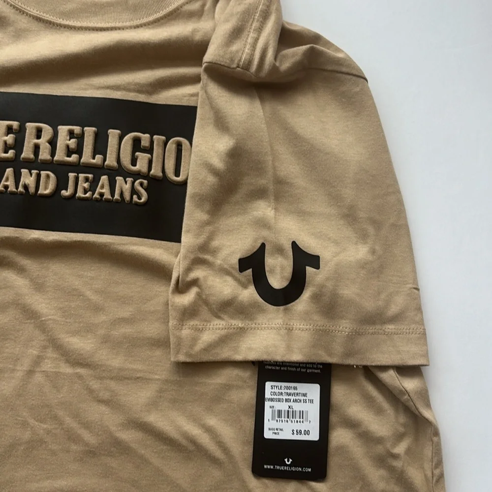 True Religion Embossed Box Arch Men's Beige Graphic Tee X-Large